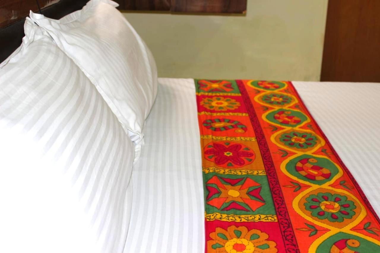 Akshara Residency Hotel Mumbai Luaran gambar